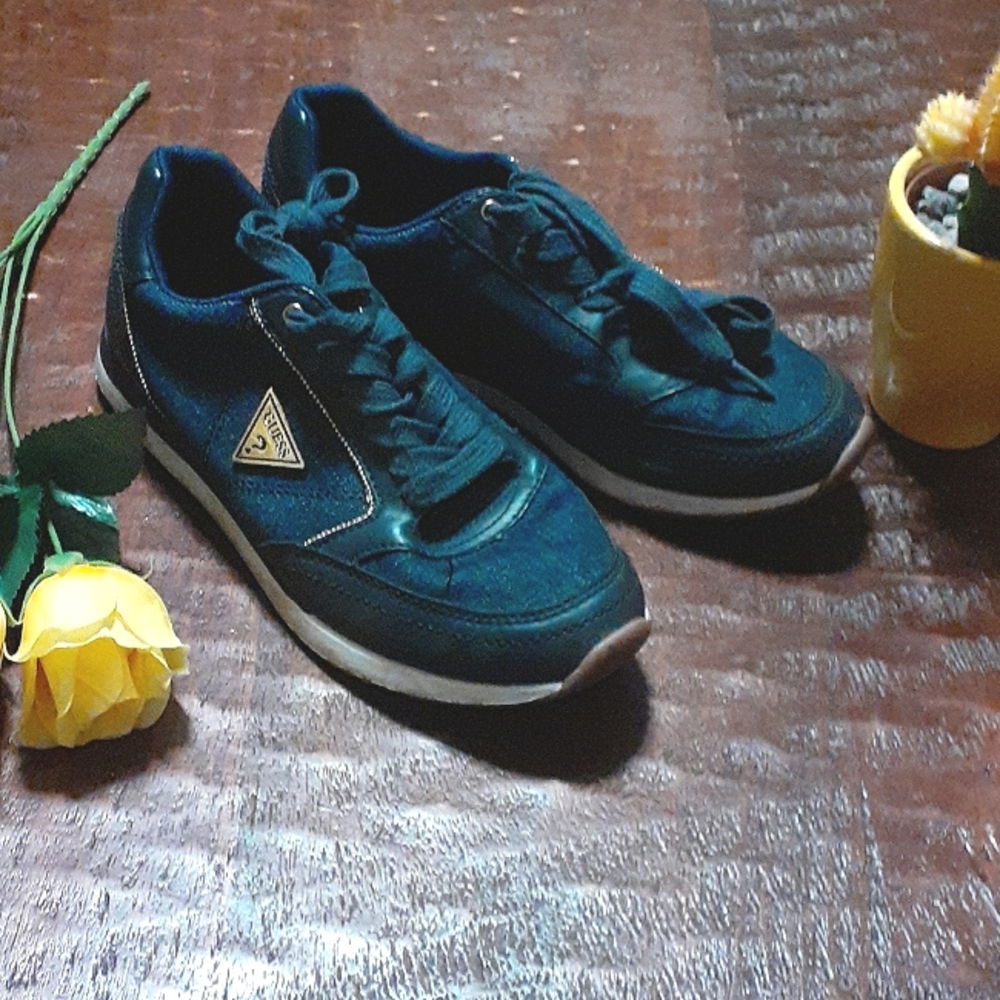 Guess Size 7,Blue Jean Tennis Shoes